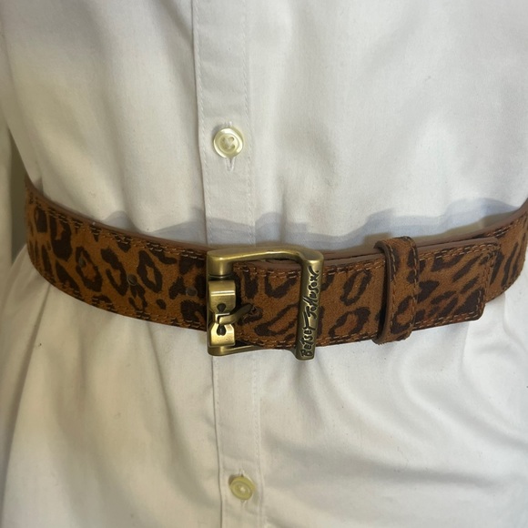 “Betsey Johnson Bundle” two belts for the price of one. One medium and one small - Picture 2 of 8